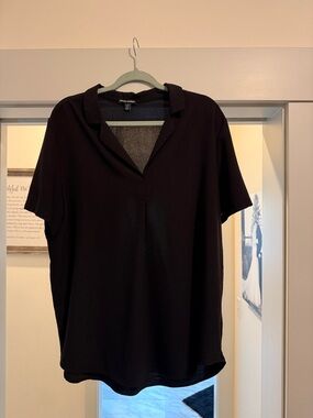 Hilary Radley Black Short-Sleeve Collared Button-Down Top